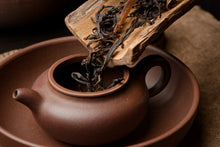 Load image into Gallery viewer, 2025 WuDong LaoCong MiTouXiang Dan Cong (Old Bush Honey Peach Aroma Oolong)