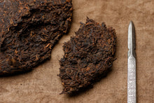 Load image into Gallery viewer, 2018 Bing Dao Shou PuErh