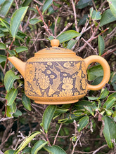 Load image into Gallery viewer, Chen Yì-Zhi The Koi Teapot | Tea Ware