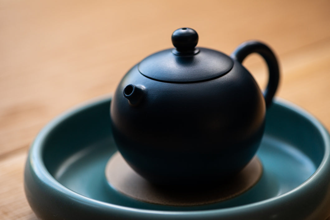Wu Lü-Jūn Blue Teapot | Tea Ware