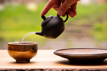 Load image into Gallery viewer, Lin Guó-Lì Stone Teapot