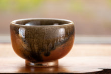 Load image into Gallery viewer, Lin Zhén-Shēng (林振生) Wood Fired Teacup | Tea Ware