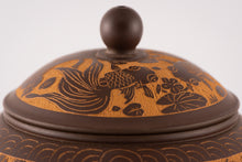 Load image into Gallery viewer, Chen Yì-Zhi Goldfish Teapot