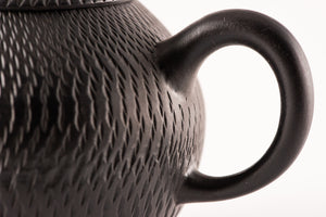 Lin Guó-Lì Large Scales Teapot